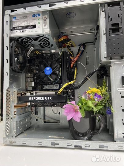 Intel i5-10400f, 16GB, GTX 1650 gddr6, SSD nvme