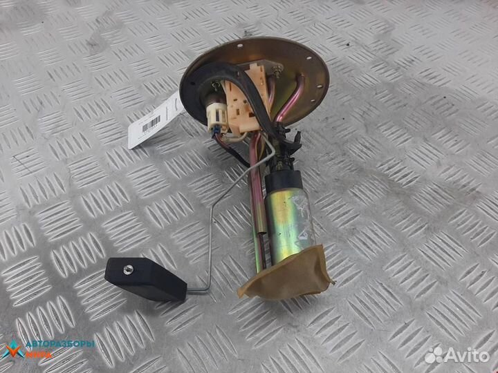 Насос топливный Mazda Demio DW рест. 2000