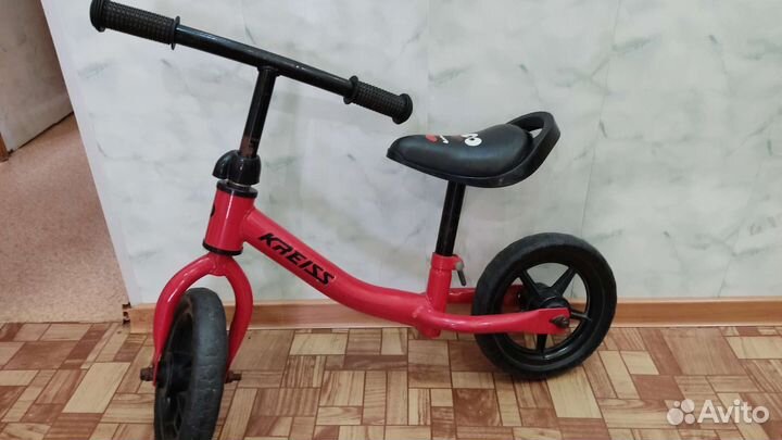 Беговел и самокат детский