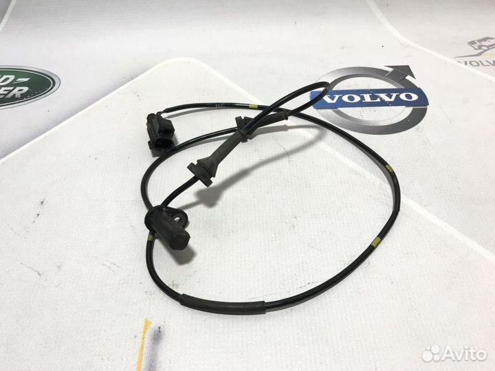 Датчик ABS передний левый Volvo S60 S80 XC70 V70