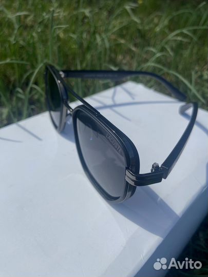 Солнцезащитные очки мужские lacoste