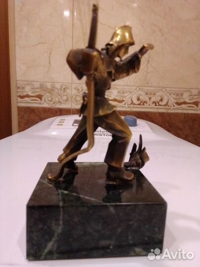 Статуэтка огнеборец (латунь)