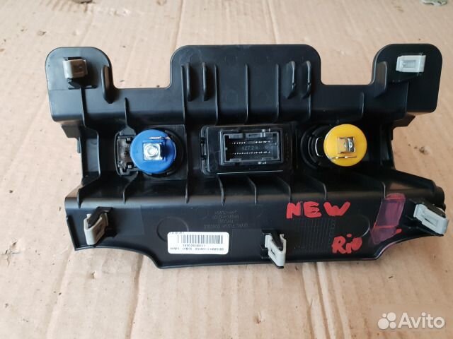 Блок AUX USB Прикуриватель Kia Rio 4