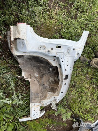 Четверть передняя правая kia rio 3