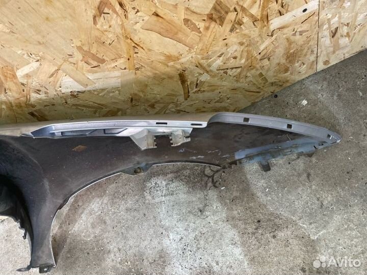 Крыло переднее левое Peugeot 5008 2012