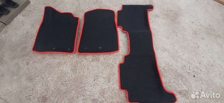 Коврики Toyota Land Cruiser 200