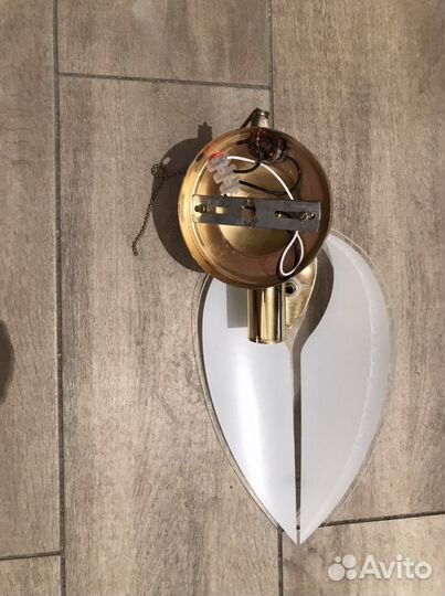 Светильник настенный