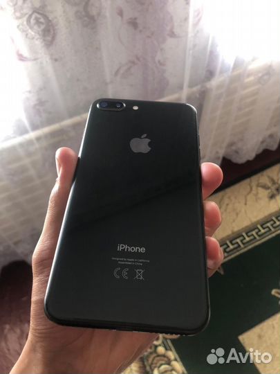 Телефон iPhone 8 plus