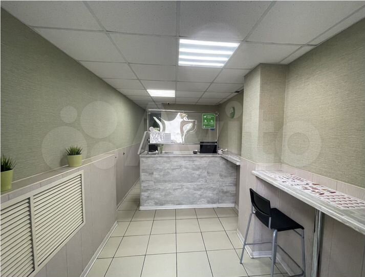 С арендатором, 65 м²