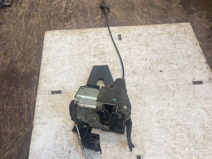 Замок двери задний правый Ford fusion