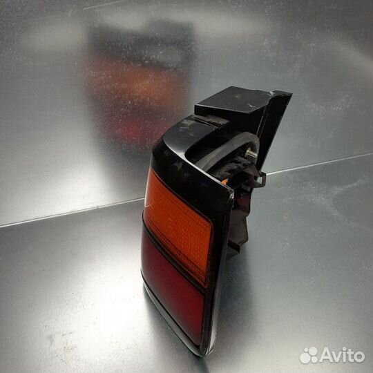 Фонарь задний наружный правый Volkswagen Passat