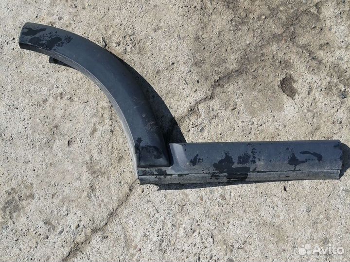 Молдинг двери discovery 3