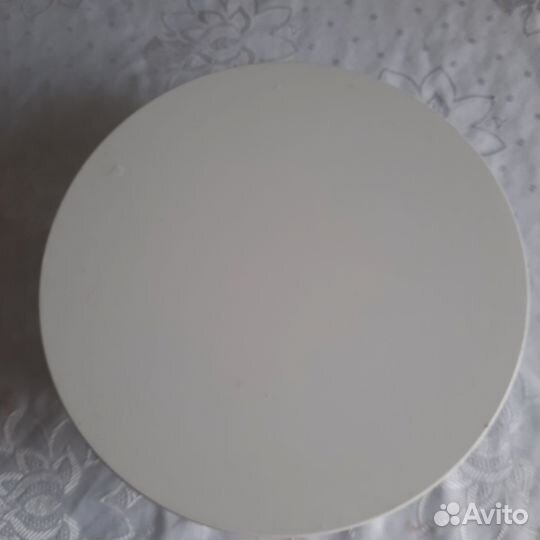 Подставка напольная для цветов