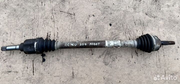 Привод передний правый Peugeot 207 1.4