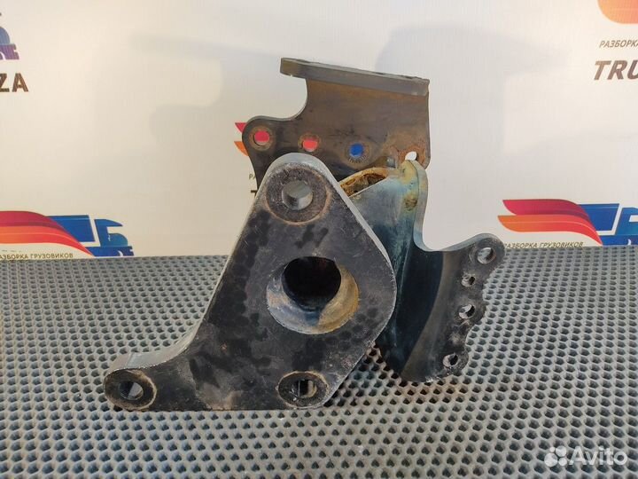 85461105079 Кронштейн гура