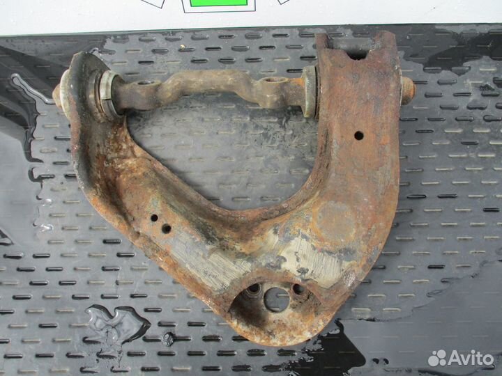 Рычаг верхний правый Hyundai Starex H1