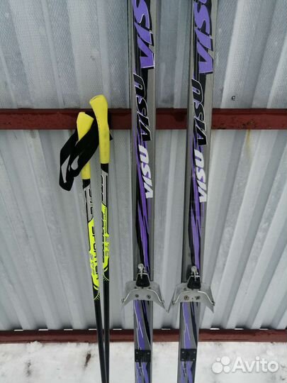 Беговые лыжи