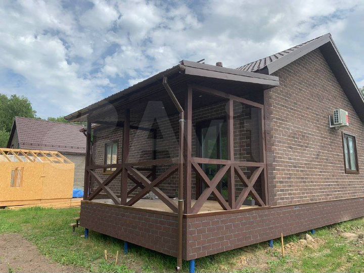 Дом 101 м² на участке 6 сот.