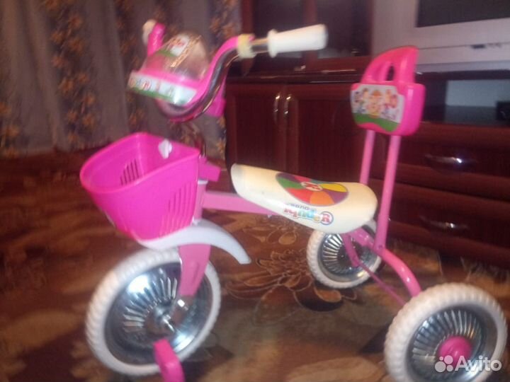 Детский трехколесный велосипед