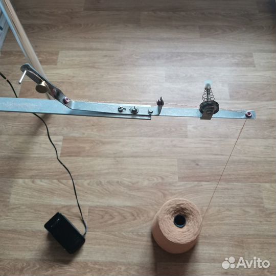 Электрическая моталка для пряжи
