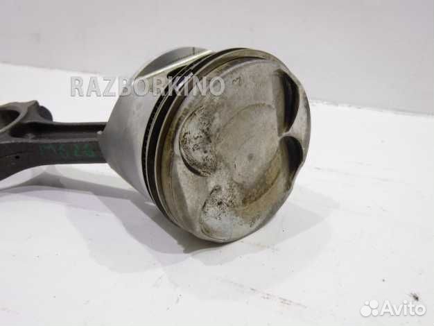 Поршень с шатуном Мазда