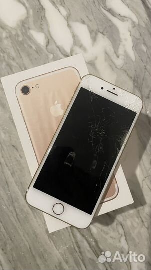 iPhone 7, 32 ГБ