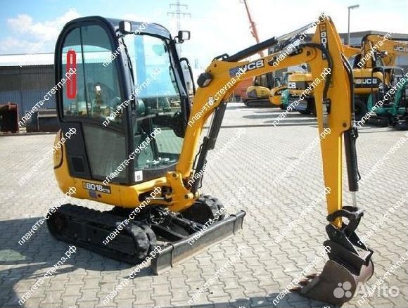 Стекло для мини-экскаватора Jcb 8018 cts с гаранти