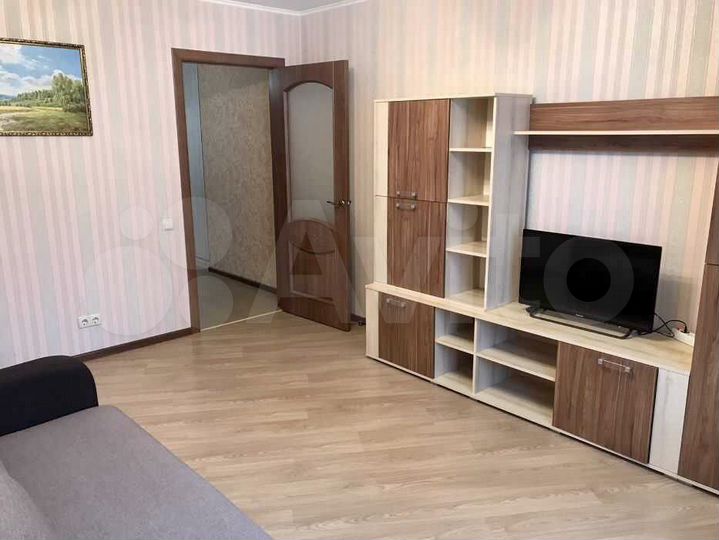 2-к. квартира, 70 м², 5/10 эт.