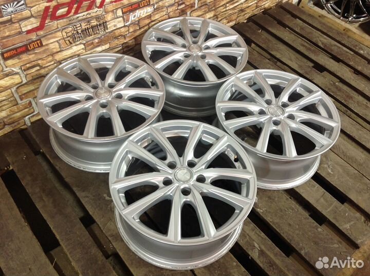 R17 5*114.3 литые диски Grass из Японии