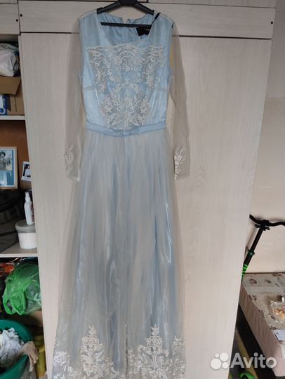 Вечернее платье