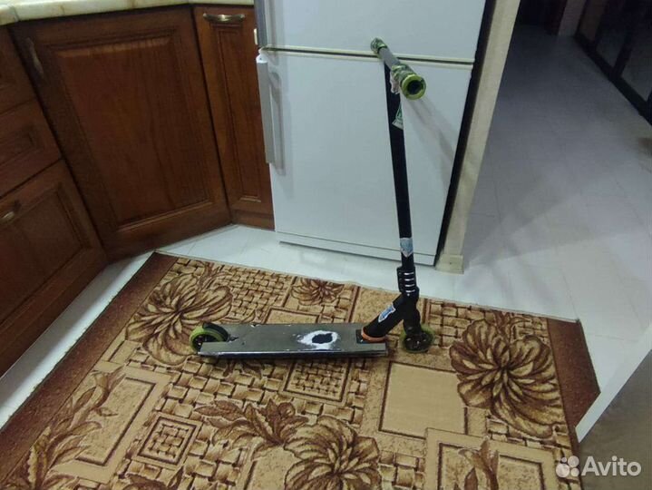 Трюковой самокат NovaTrack бу