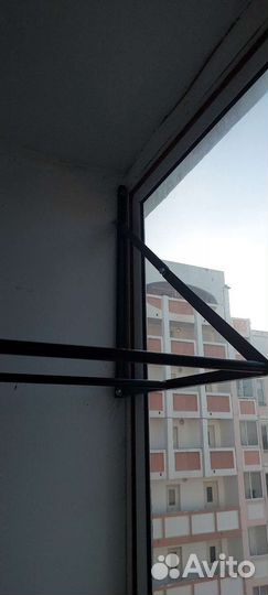 Кронштейн для хранения автомобильных шин