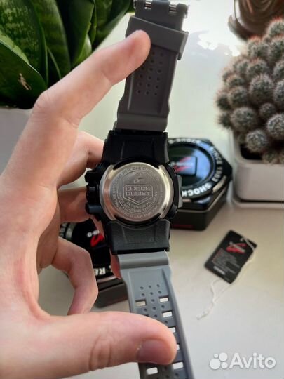 Часы Casio G-Shock GG-1000