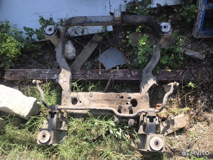 Подрамник vw t5