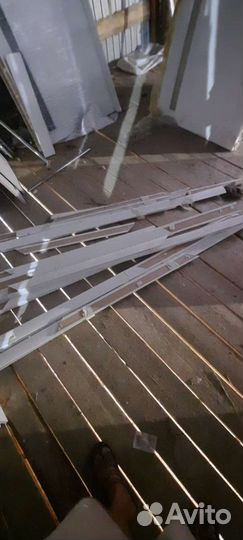 Межкомнатные двери б/у с коробкой