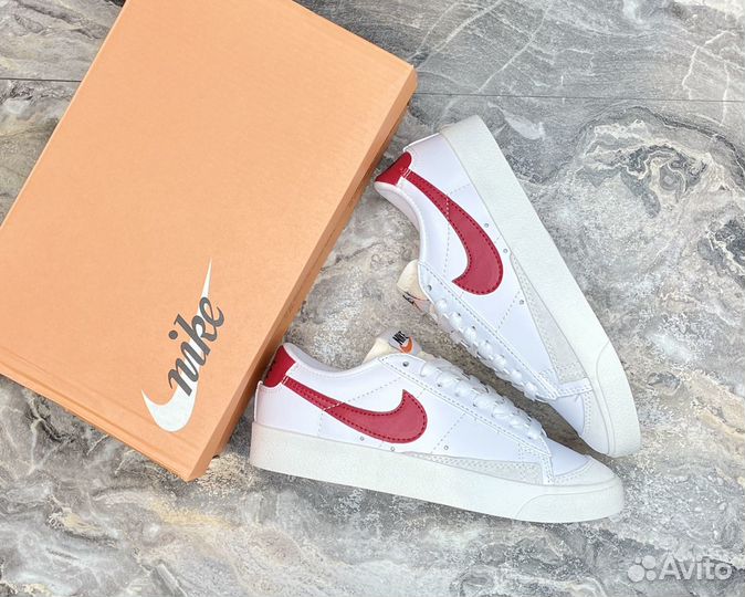 Кроссовки Nike blazer