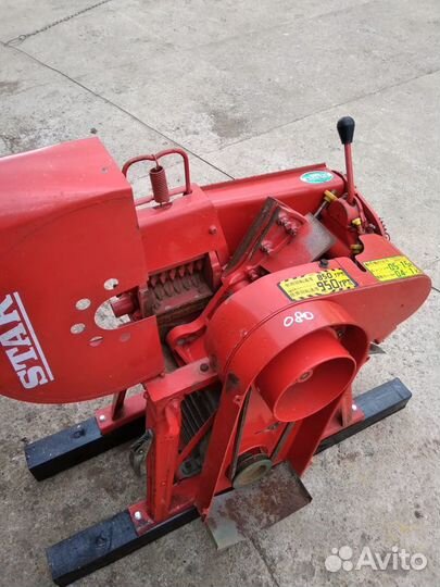 Измельчитель соломы, сена, веток и т.д