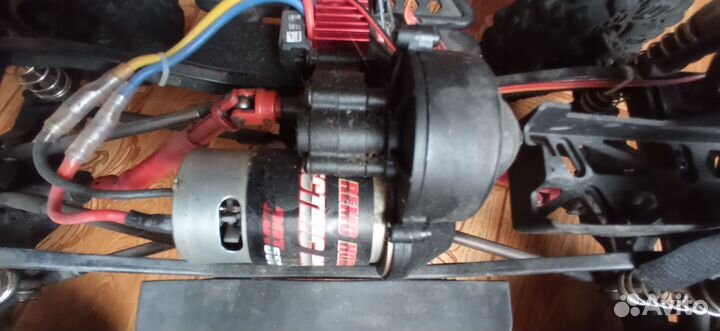 Машина на пульте Ремо хобби