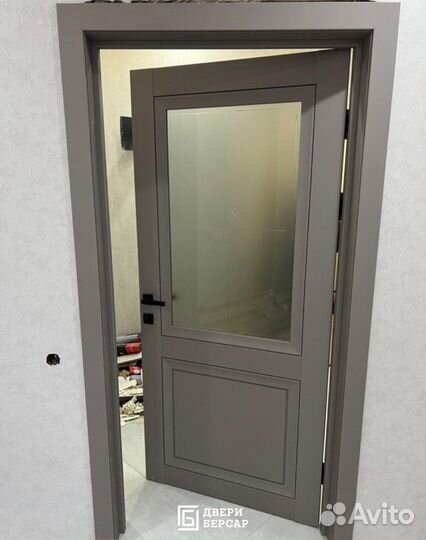 Двери неоклассика Деканта