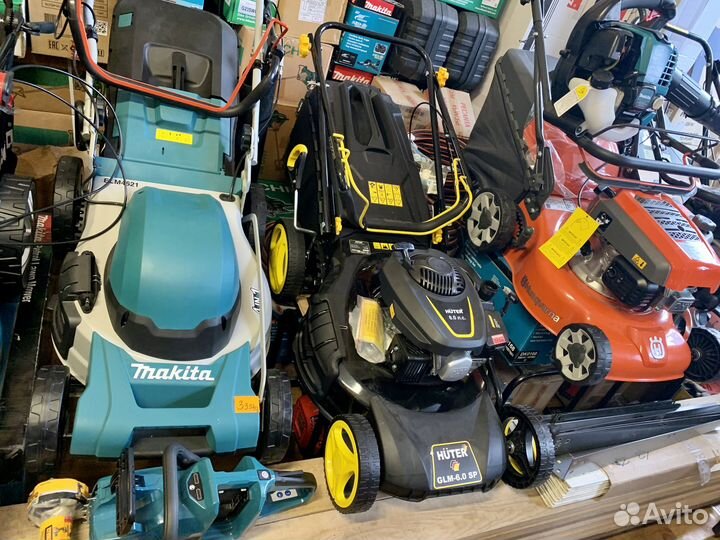 Газонокосилка Makita ELM3320