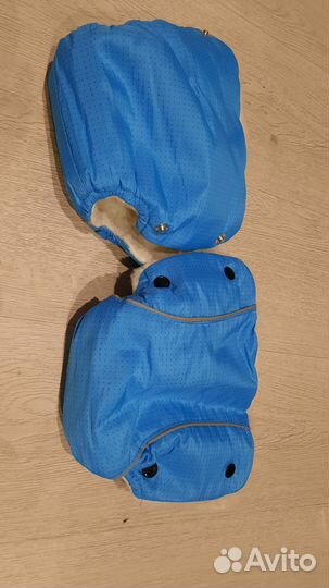 Муфта варежки на коляску с мехом