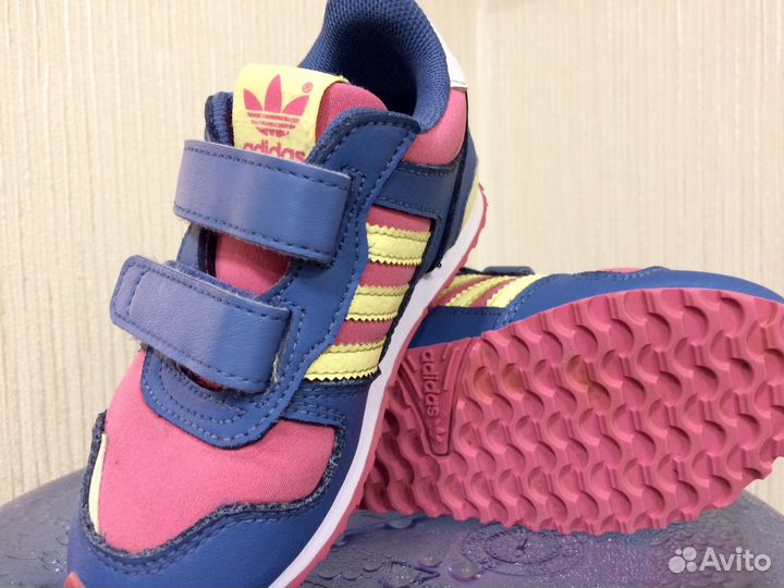 Кроссовки Adidas kids