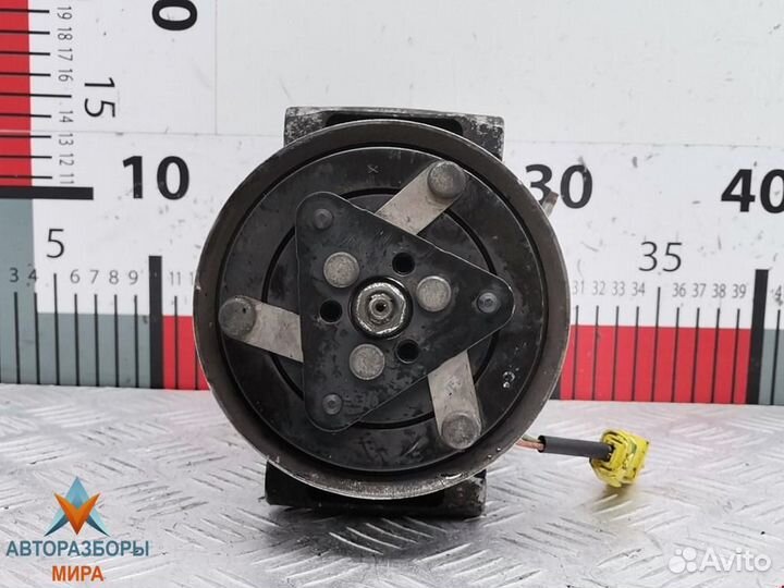 Компрессор кондиционера Peugeot 207 2008