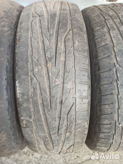 Продам резину 235/75 r15
