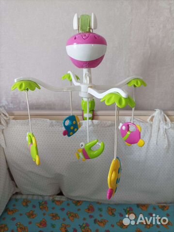 Музыкальная карусель на кроватку
