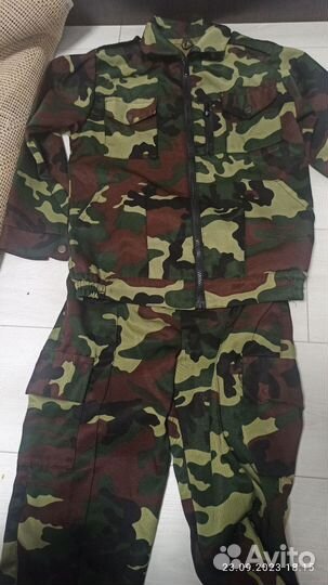 Защитный костюм