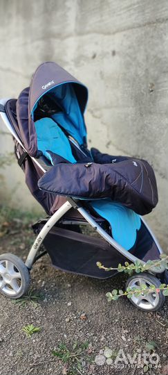 Продам детскую коляску