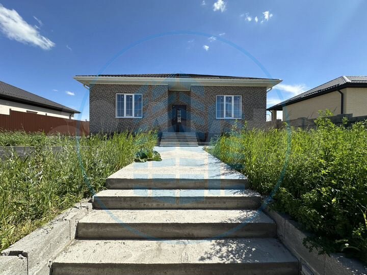 Дом 138 м² на участке 6 сот.