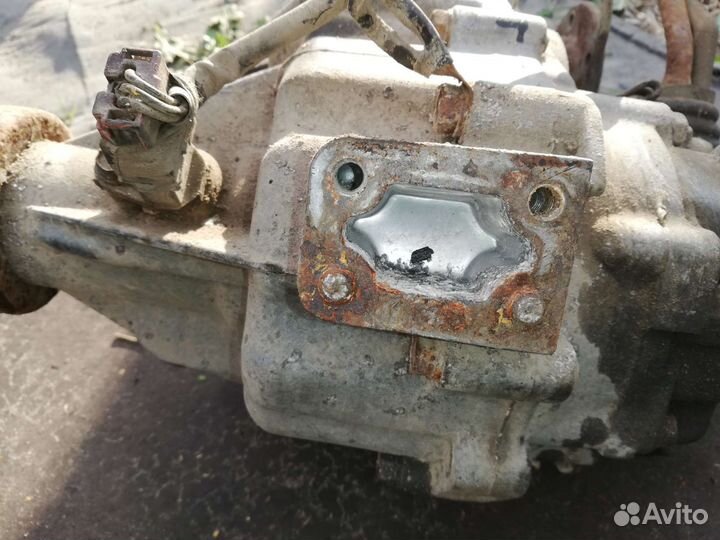 Коробка раздаточная Митсубиси Паджеро Мини 2