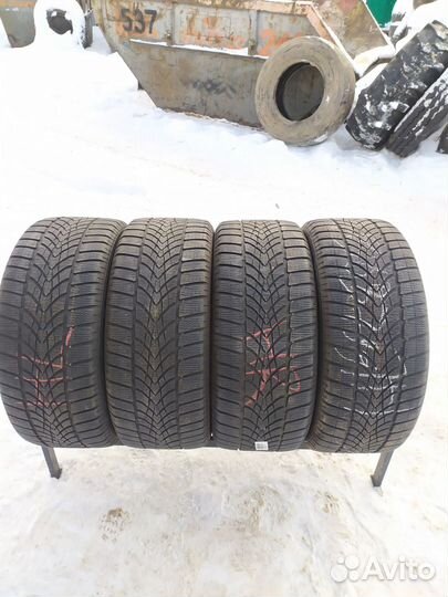 Dunlop SP Winter Sport 4D 255/50 R19 103V